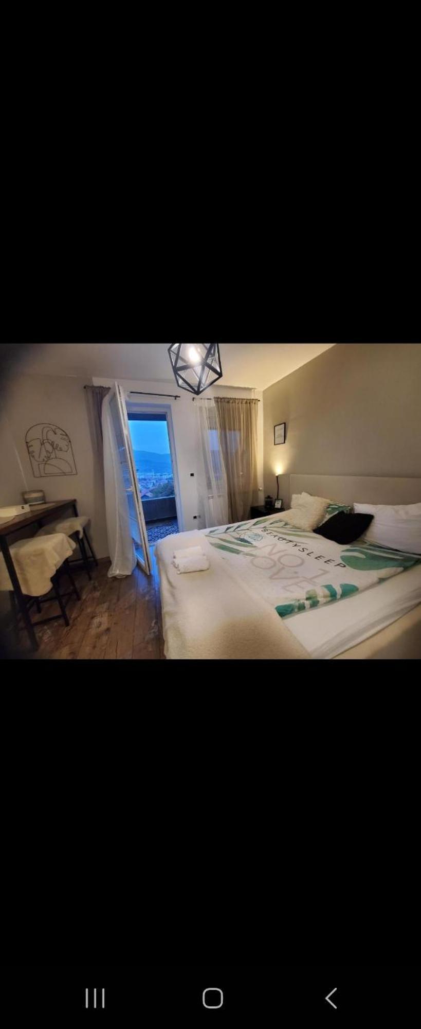 Apartment Bascha *
